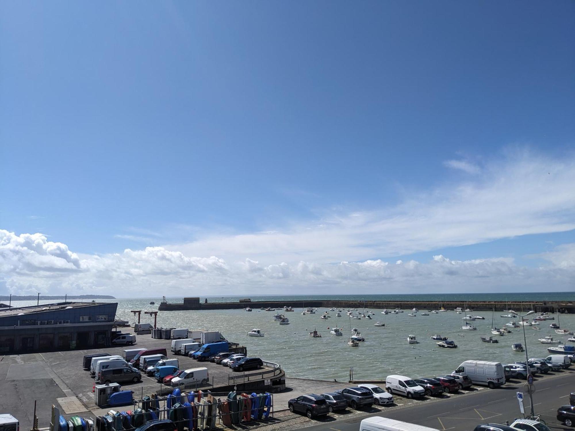 La Vigie Sur Le Port Apartment กรองวิลล์ ภายนอก รูปภาพ